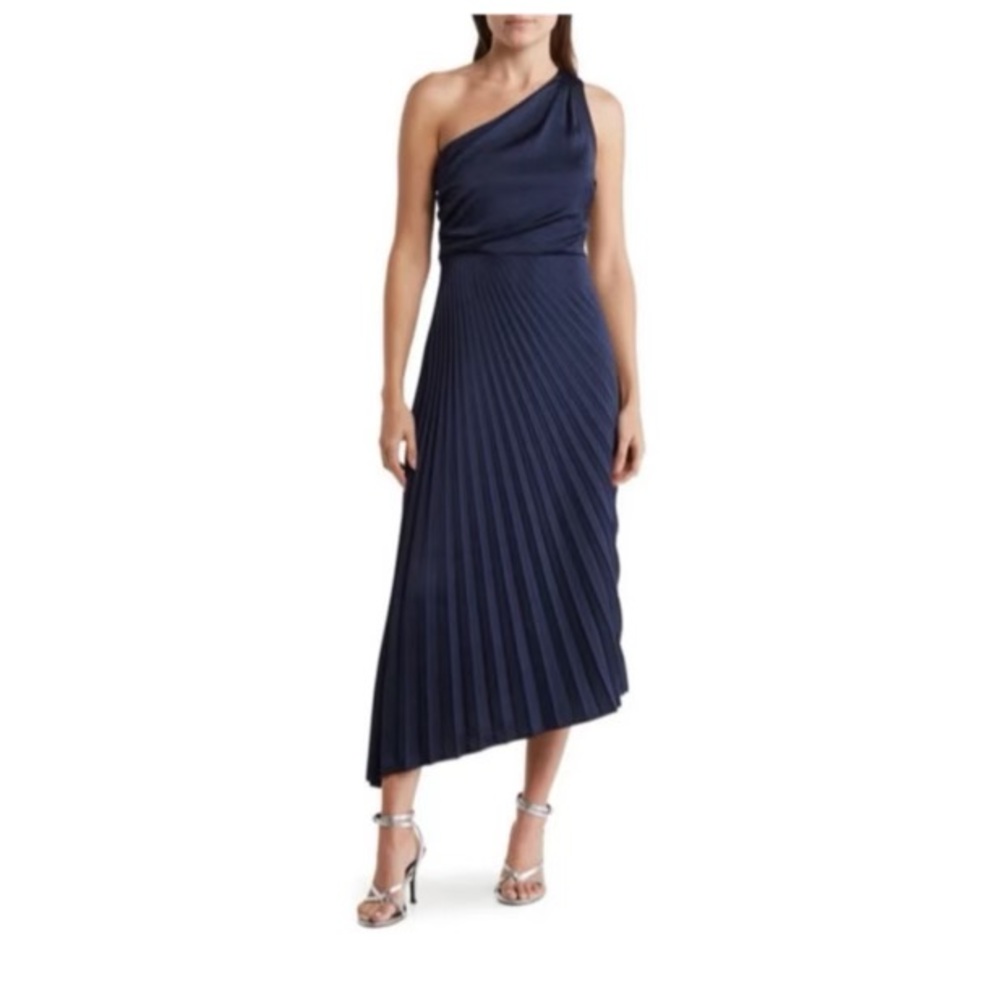 ONE - SHOULDER ASYMMETRIC PLATED COCKTAIL DRESS
